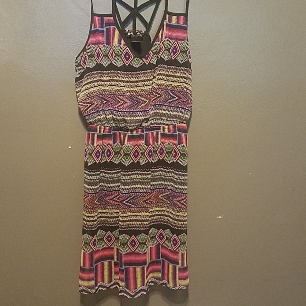 Dress - Picture 2 of 3